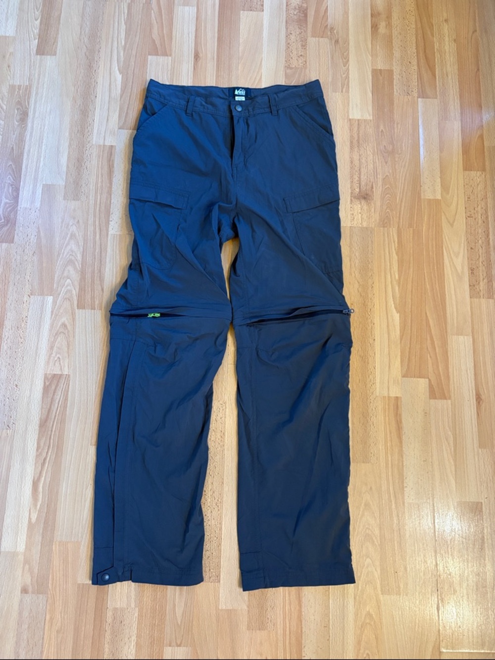 REI kids gray Convertible Cargo Pants size 18